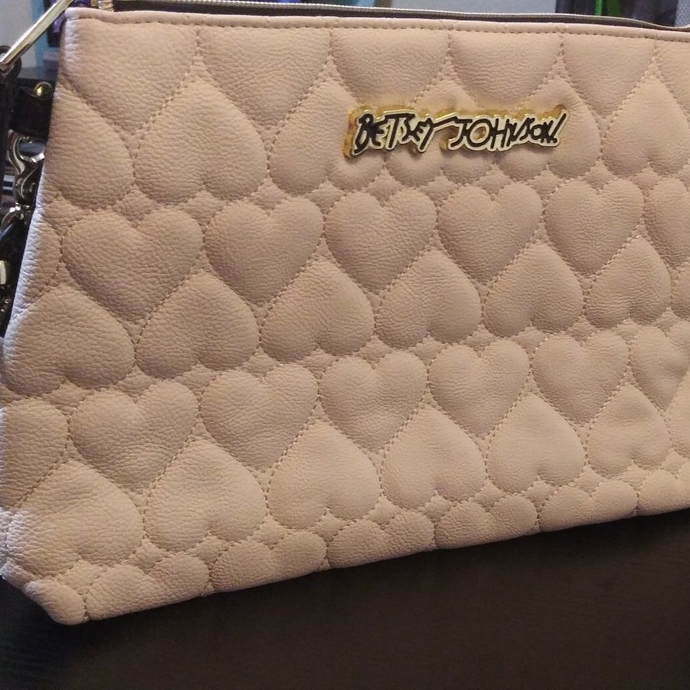 4/$20 Betsy Johnson Cosmo Pouch T-Bottom